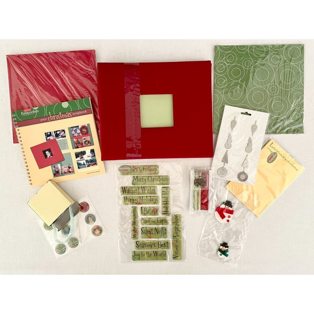 Creating Keepsakes Christmas Scrapbook Kit New Red Green White Gold